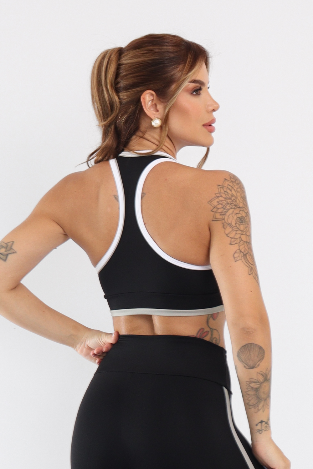Top Cropped Aura Motion