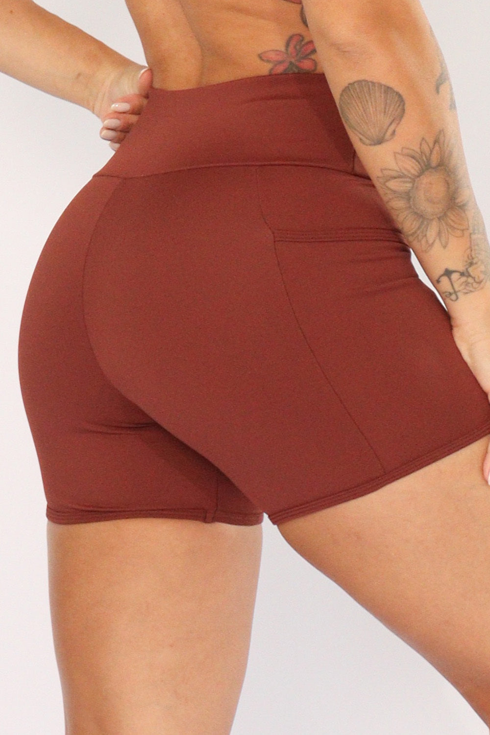 Short Dynamic Supreme