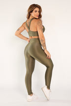 Top Glossy